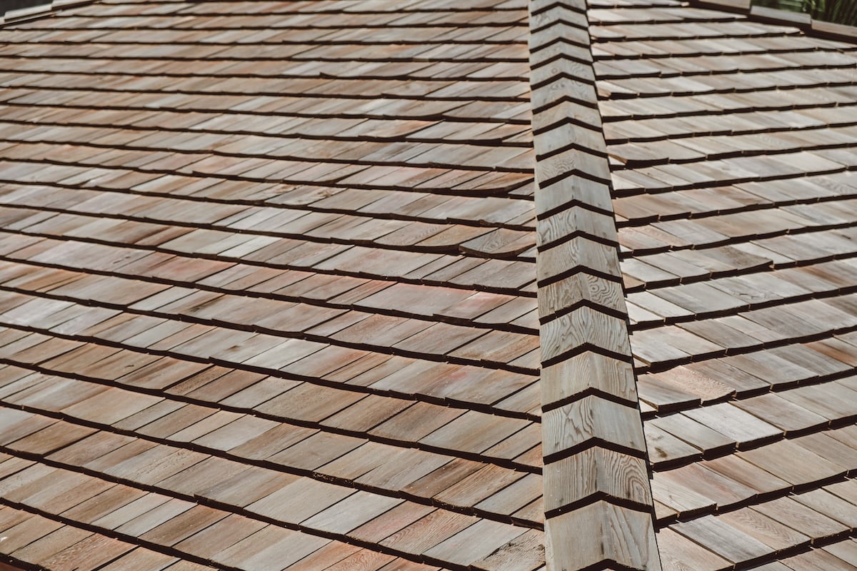 Wood texture shake roofing