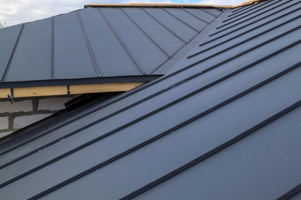 grey folding roof on waterproofing layer