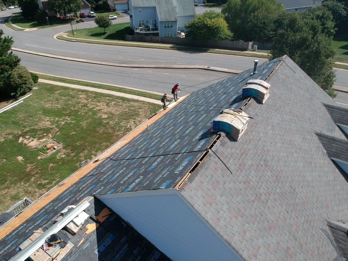 certified roofing contractor Springfield Roofing project workers replacing roof
