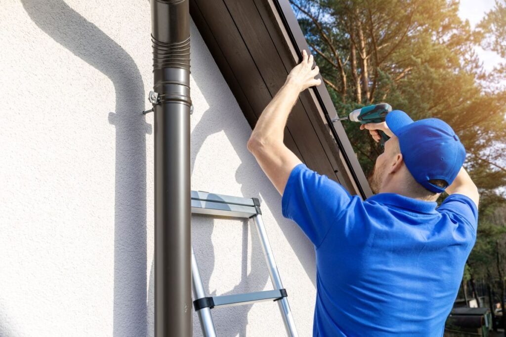 how to install drip edge worker using screwdriver to repair edge