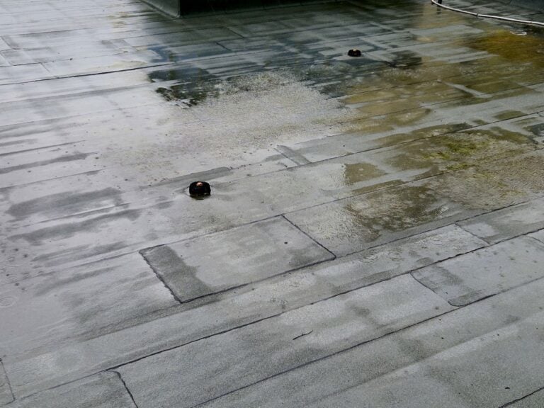 asphalt foil roof insulation is best tested by flooding it with water